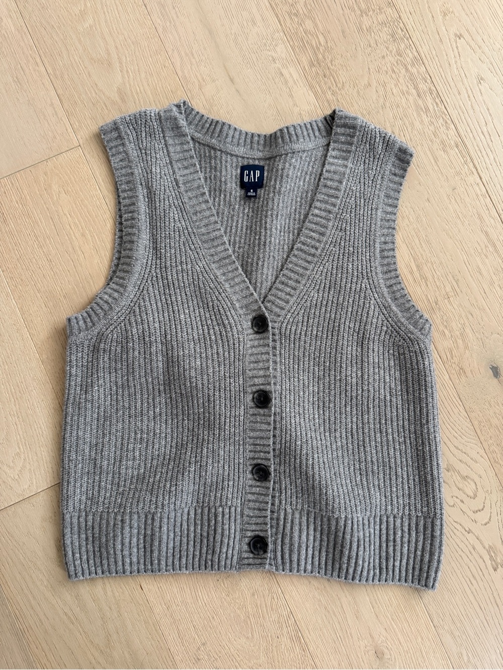 GAP Gray Ribbed Sweater Vest